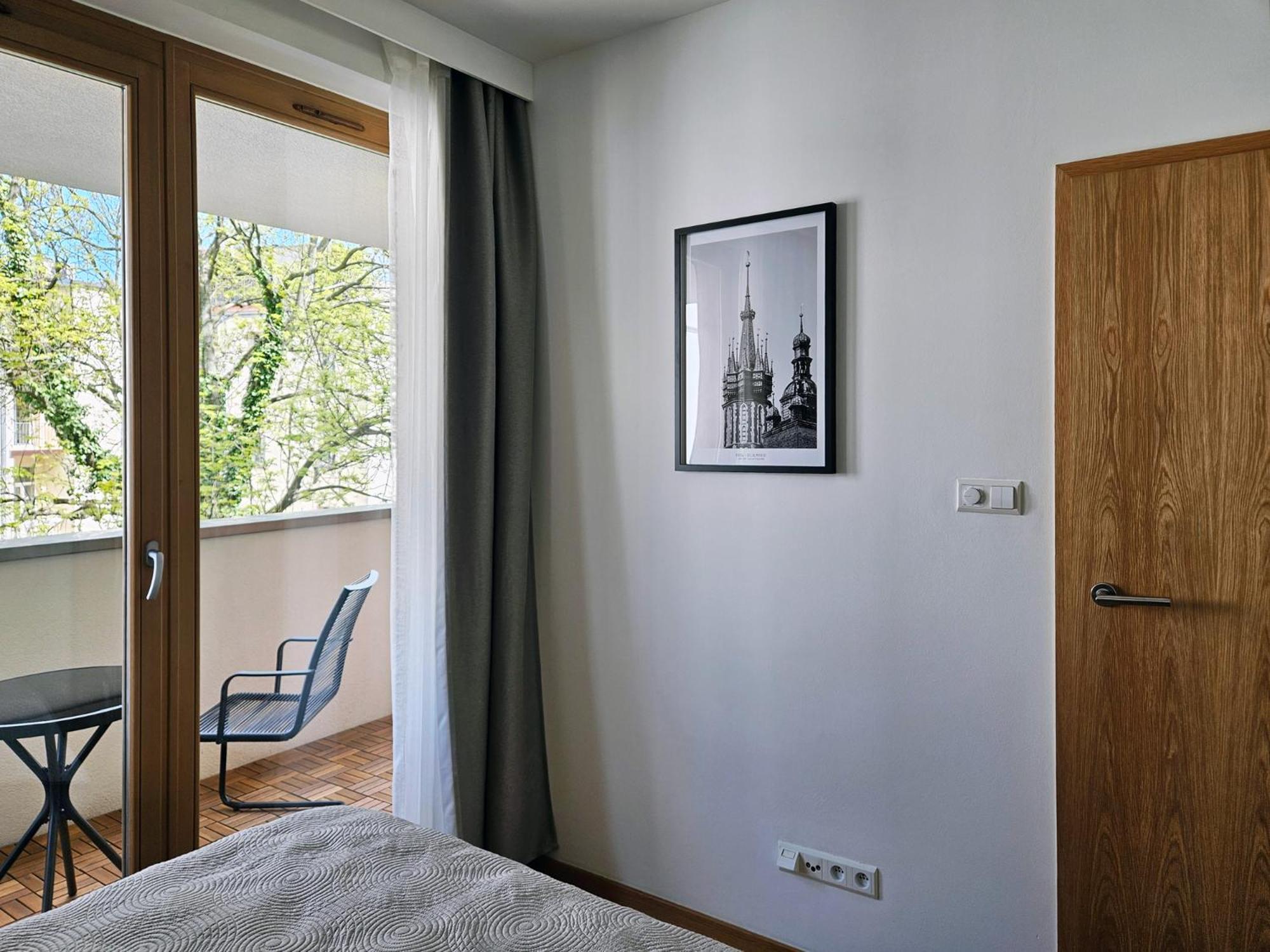 Old Town Plaza Apartment Kraków Exteriör bild